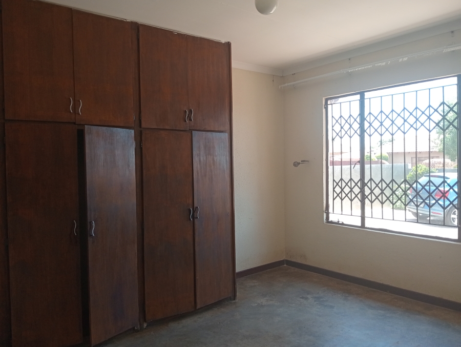 3 Bedroom Property for Sale in Tlhabane West North West